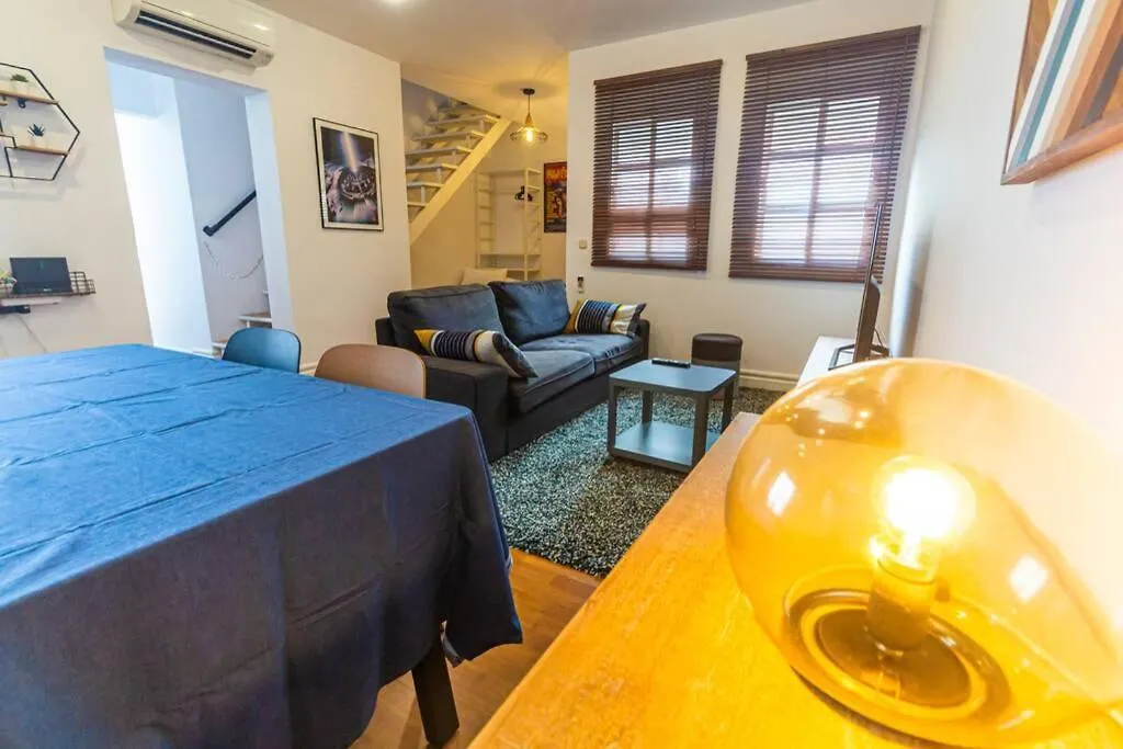 Simplyhosted La Casa Del Capitan Appartement Cádiz